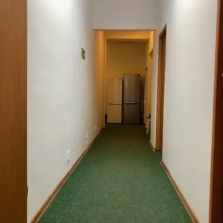 Club Hostel *